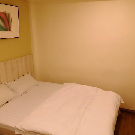 Hotel Zamburger Taman Segar - Previously Home Inn Taman Segar Kuala Lumpur Exterior foto